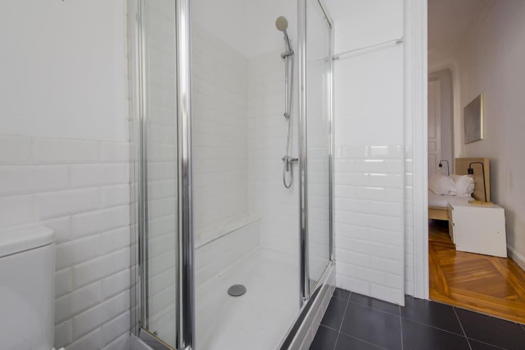 Petite E Chic Loft Para 3 En El Corazon De Madrid Ngoại thất bức ảnh